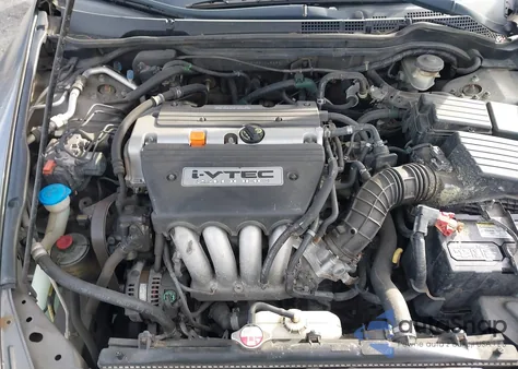 2006 Honda Accord 2.4 Ex from USA, damaged, VIN 1HGCM56796A045252